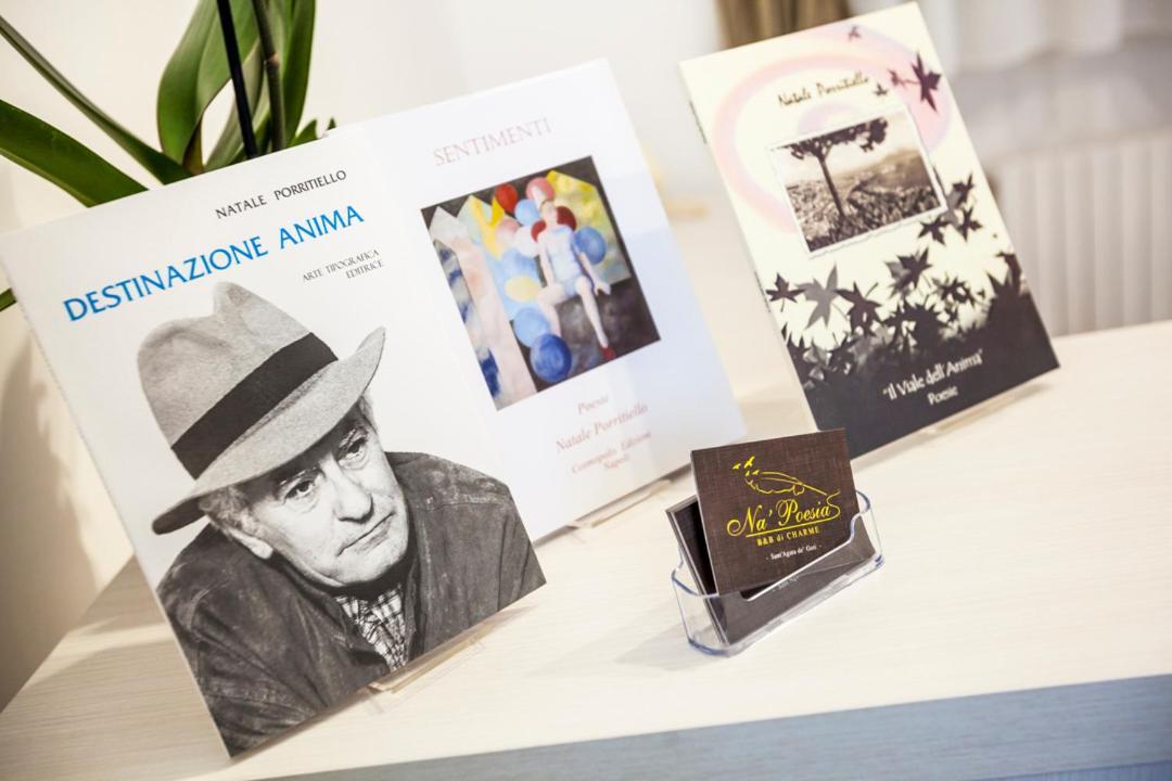 Na' Poesia B&B Di Charme SantʼAgata deʼ Goti Eksteriør bilde