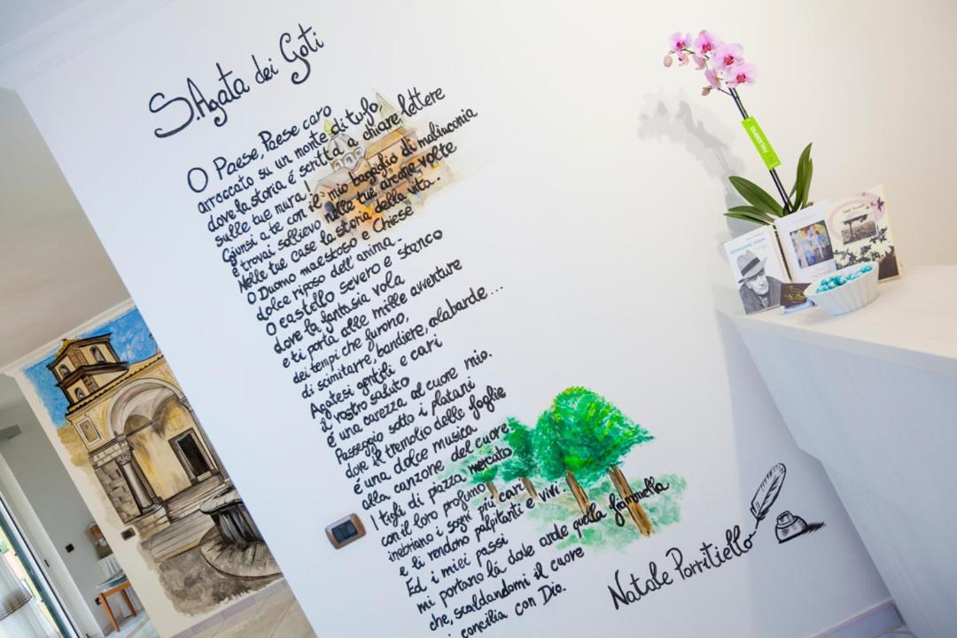 Na' Poesia B&B Di Charme SantʼAgata deʼ Goti Eksteriør bilde